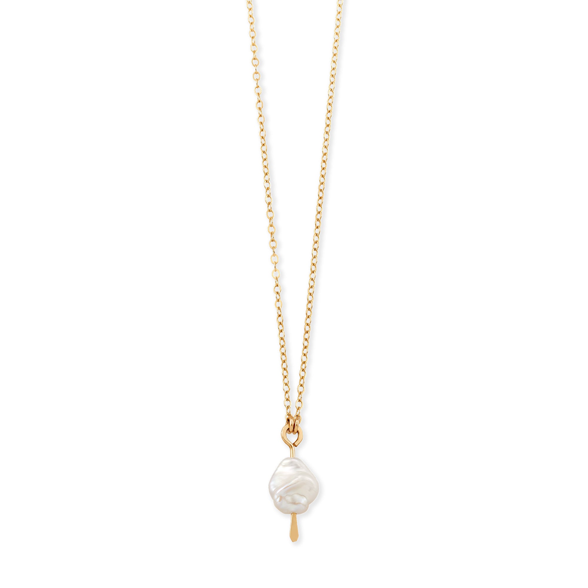 A simple necklace featuring a Keshi pearl drop pendant, the Keshi Pearl Necklace is the perfect update to the classic pearl